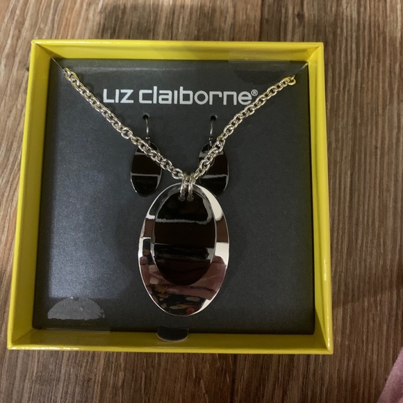 Jewelry set - Picture 1 of 1